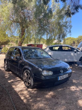 Volkswagen Golf 2003