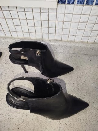 Sandalias de tacón negras
