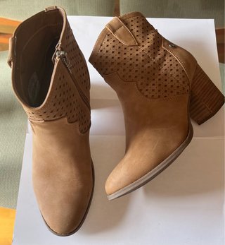 Botines marrones piel vuelta