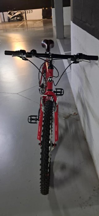 Bicicleta Jaguar Roja ,nueva