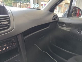 Peugeot 207 2009 Etiqueta C con 158.000Km!!