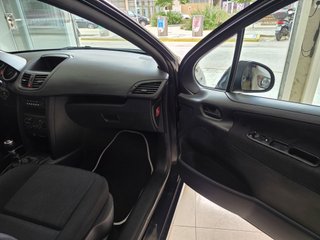 Peugeot 207 2009 Etiqueta C con 158.000Km!!
