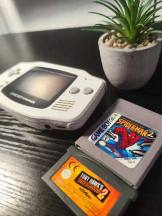 Gameboy andvance blanca.
