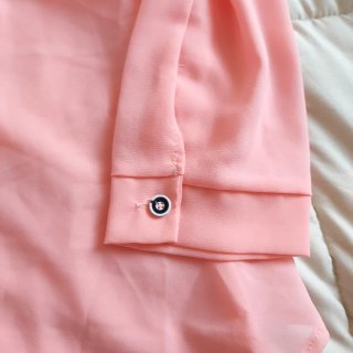 Blusa Chiffon Rosa Pesca Scollo V Zip