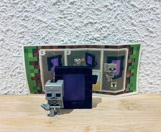 Kinder Joy Minecraft Esqueleto Portal Nether