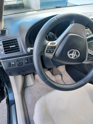Toyota Avensis 2010