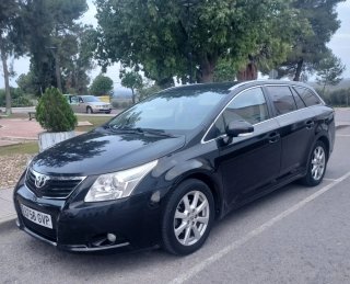 Toyota Avensis 2010