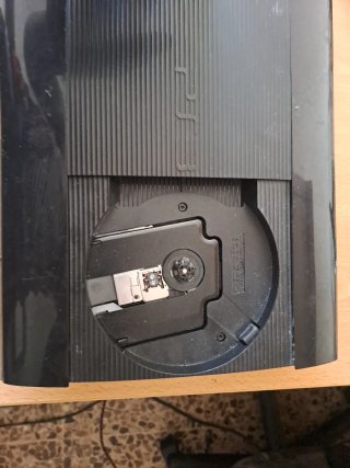PS3 + 2 mandos + 2 juegos gratis LEER DESCRIPCION.