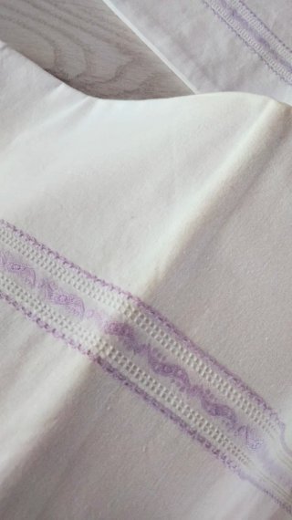 2 federe Ricamo Lilla anni 60/70 lavorate a mano