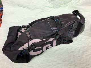 Bolsa tija sillín