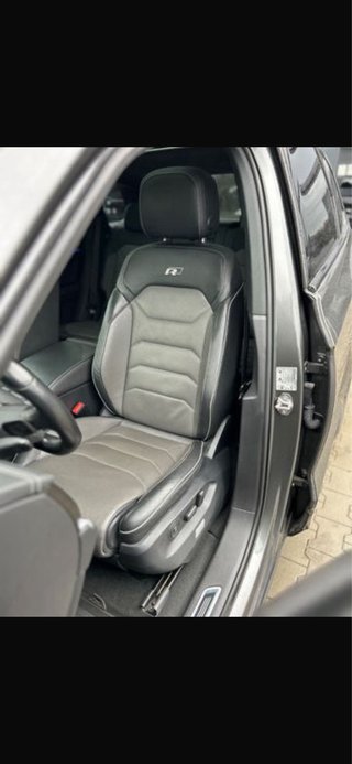 Volkswagen Touareg R line 2021