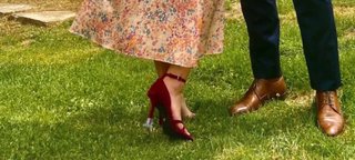 Sandalias terciopelo frambuesa De Zara