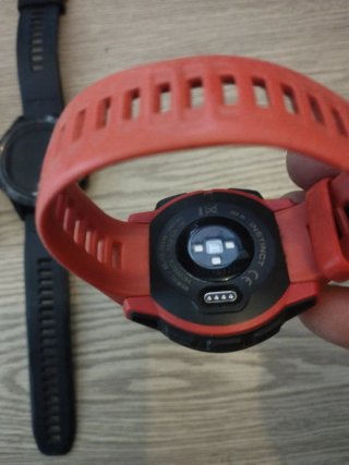3.   Relojes.  Garmin.   Por.  Sólo.  500 eur.