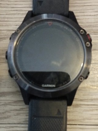 3.   Relojes.  Garmin.   Por.  Sólo.  500 eur.