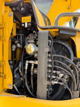 Excavadora Komatsu PC138US-10