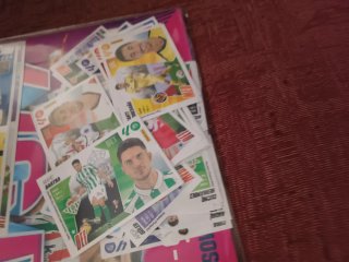Álbum LIGA ESTE 2025-26 + mercado de invierno +40