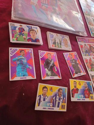 Álbum LIGA ESTE 2025-26 + mercado de invierno +40