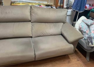 Sofá chaise longue gris tela