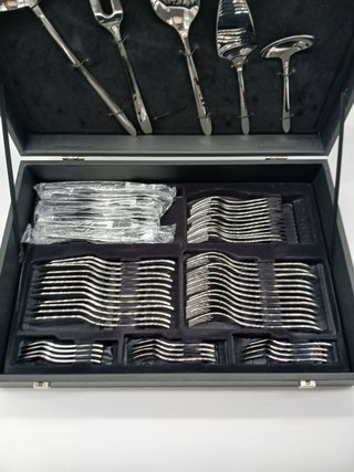ARCOS Set di Posate da 113 Pezzi. Servizio Completo con 12 Pezzi da Tavola, Pranzo, Pesce, Servizio Caffè e Dessert