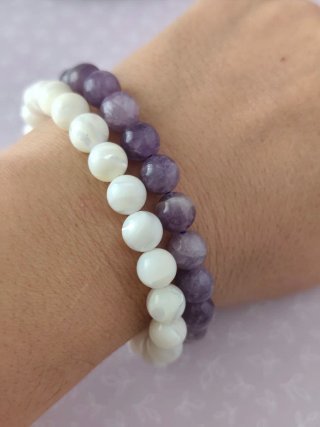 Pulsera de mineral natural concha blanca
