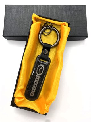 LLAVERO DE CARBONO MAZDA PERFECTO REGALO