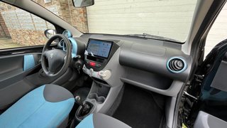 Peugeot 107 1.0 de 2009 con 90.000km