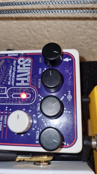 Electro-Harmonix Synth 9 Pedal