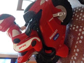 Moto Ducati Chicco con telecomando senza filo
