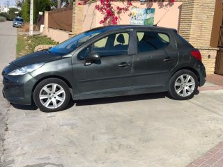 Peugeot 207 1.4 HDI 70 cv del 2007 con 268.370