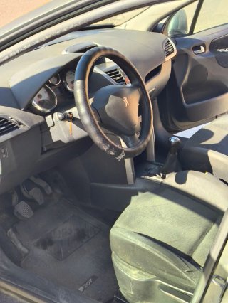 Peugeot 207 1.4 HDI 70 cv del 2007 con 268.370
