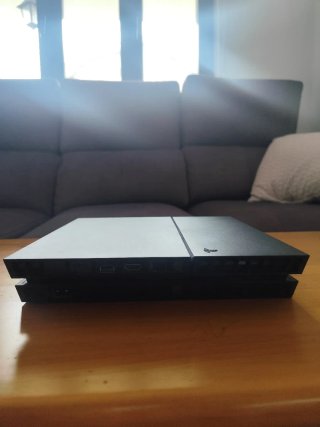 Consola PlayStation 4 Negra