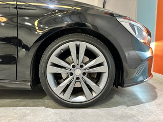 Mercedes-Benz CLA 180 Shooting Brake Urban 2016