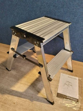 Escalera de Aluminio con 2 Peldaños