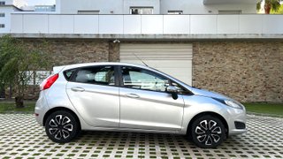 Ford Fiesta 1.2 82cv de 2013 con 110.000km