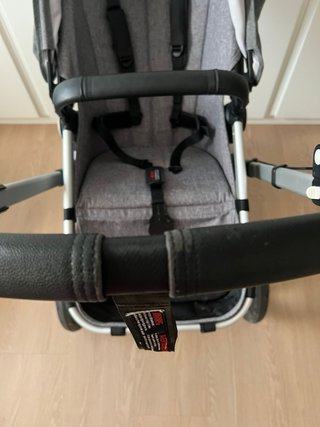 Bugaboo Camaleón 3 Gris Capazo y Silla