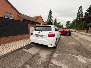 Toyota Auris 2012