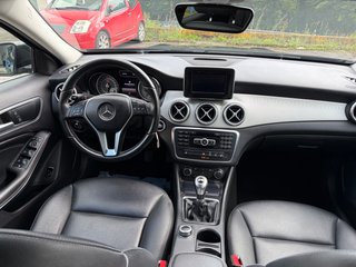 Mercedes-Benz GLA 2015