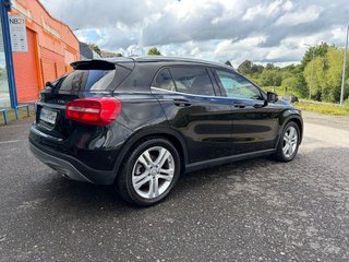 Mercedes-Benz GLA 2015