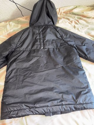 Abrigo Nike Negro con Capucha