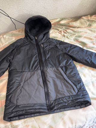Abrigo Nike Negro con Capucha
