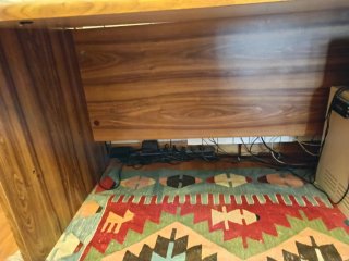 Mesa de escritorio contrachapada
