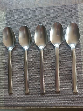 5 Cucchiai da Zuppa in Acciaio Inox