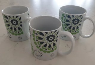 Lote 3 tazas porcelana diseño floral