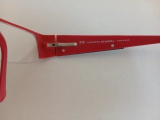 Gafas Carolina Herrera 212 Rojas