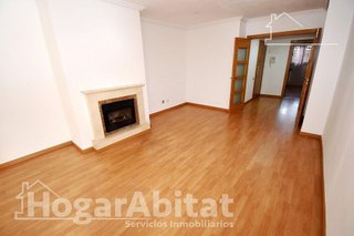 Piso en venta en Piscinas en Villarreal
