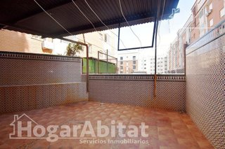 Piso en venta en Piscinas en Villarreal