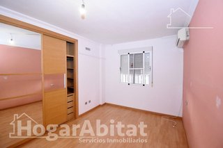 Piso en venta en Piscinas en Villarreal