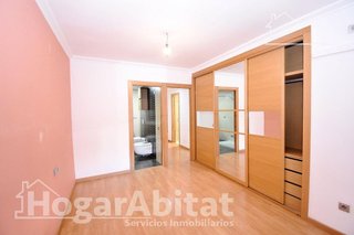 Piso en venta en Piscinas en Villarreal