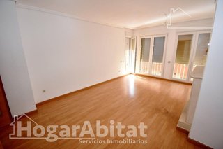 Piso en venta en Piscinas en Villarreal