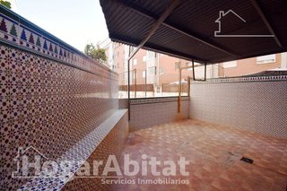 Piso en venta en Piscinas en Villarreal